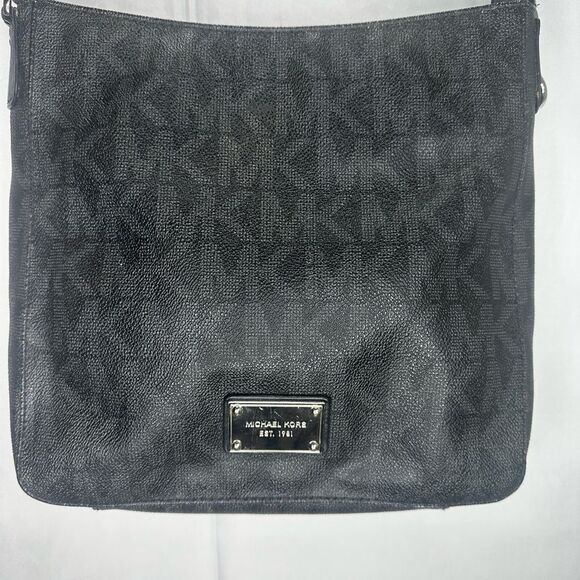 Michael Kors Black Logo Shoulder Bag - Picture 1 of 6